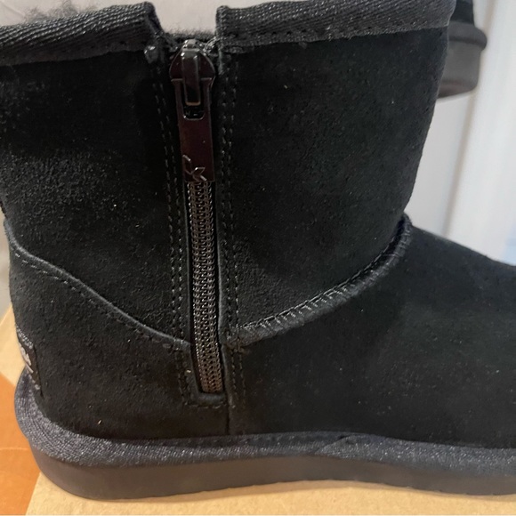 Koolaburra by UGG Unisex-Child Koola Mini Fashion zipper Boot - Picture 3 of 7